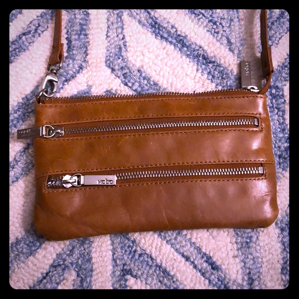 HOBO Mara Leather Zipper Crossbody Purse
